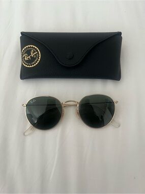 Ray-Ban Gold Frame Sunglasses with Dark Green Lenses